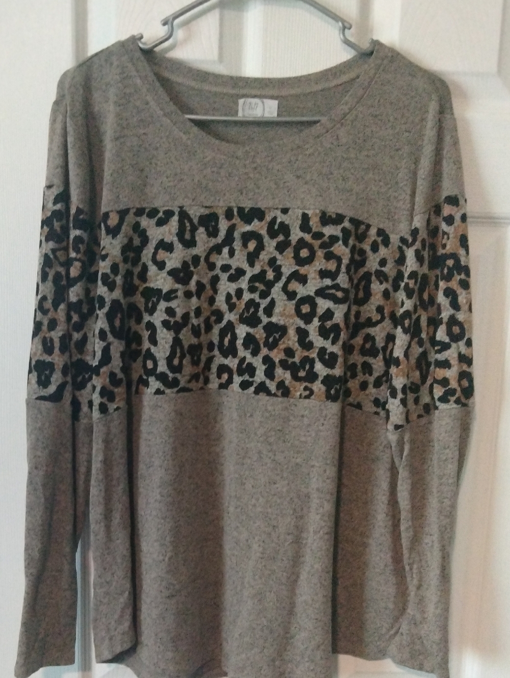 Maurice's Sweater Tan With Leopard Print 1x